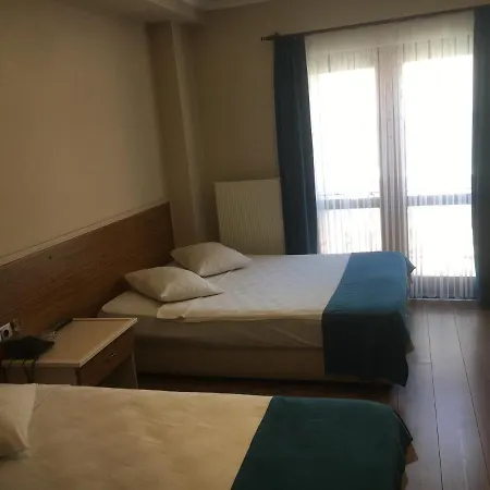 Hotel özgür