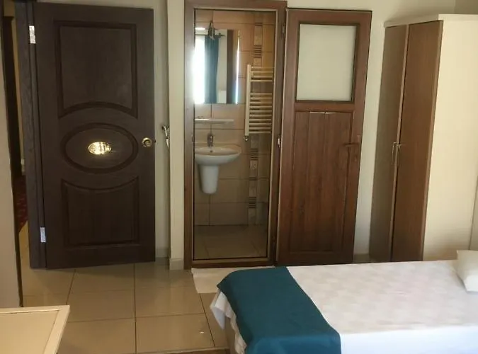 Szálloda Oezguer 2*